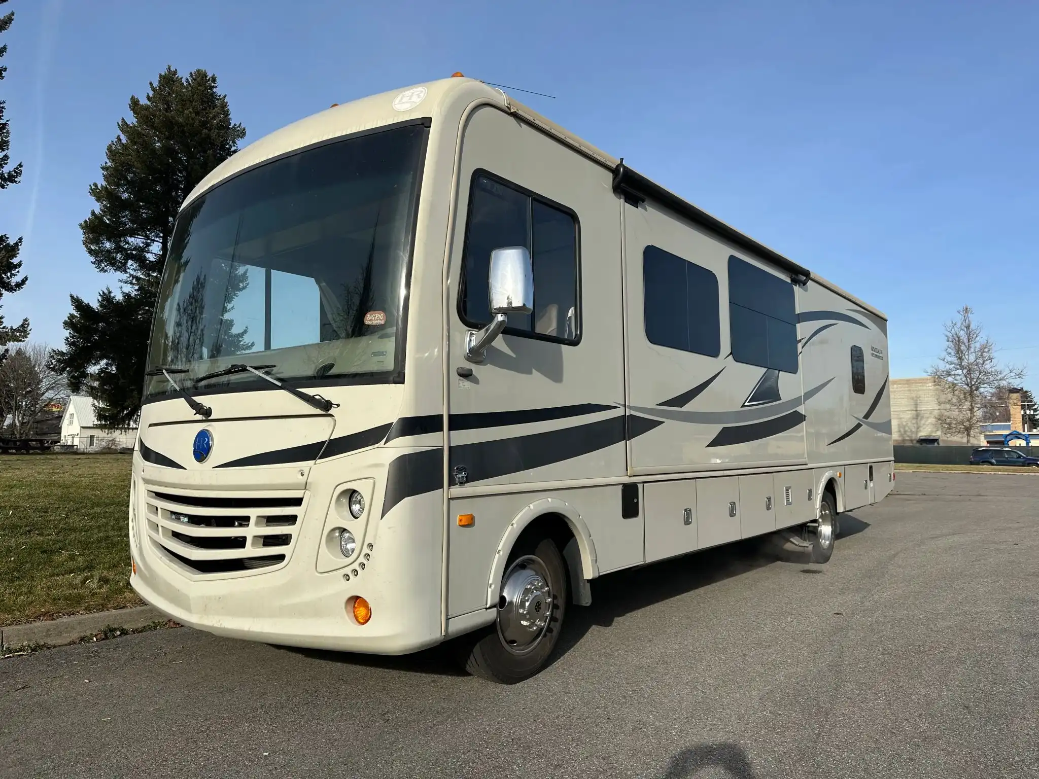 2017 Ford F-53 / F-59 35 MOTORHOME's photo