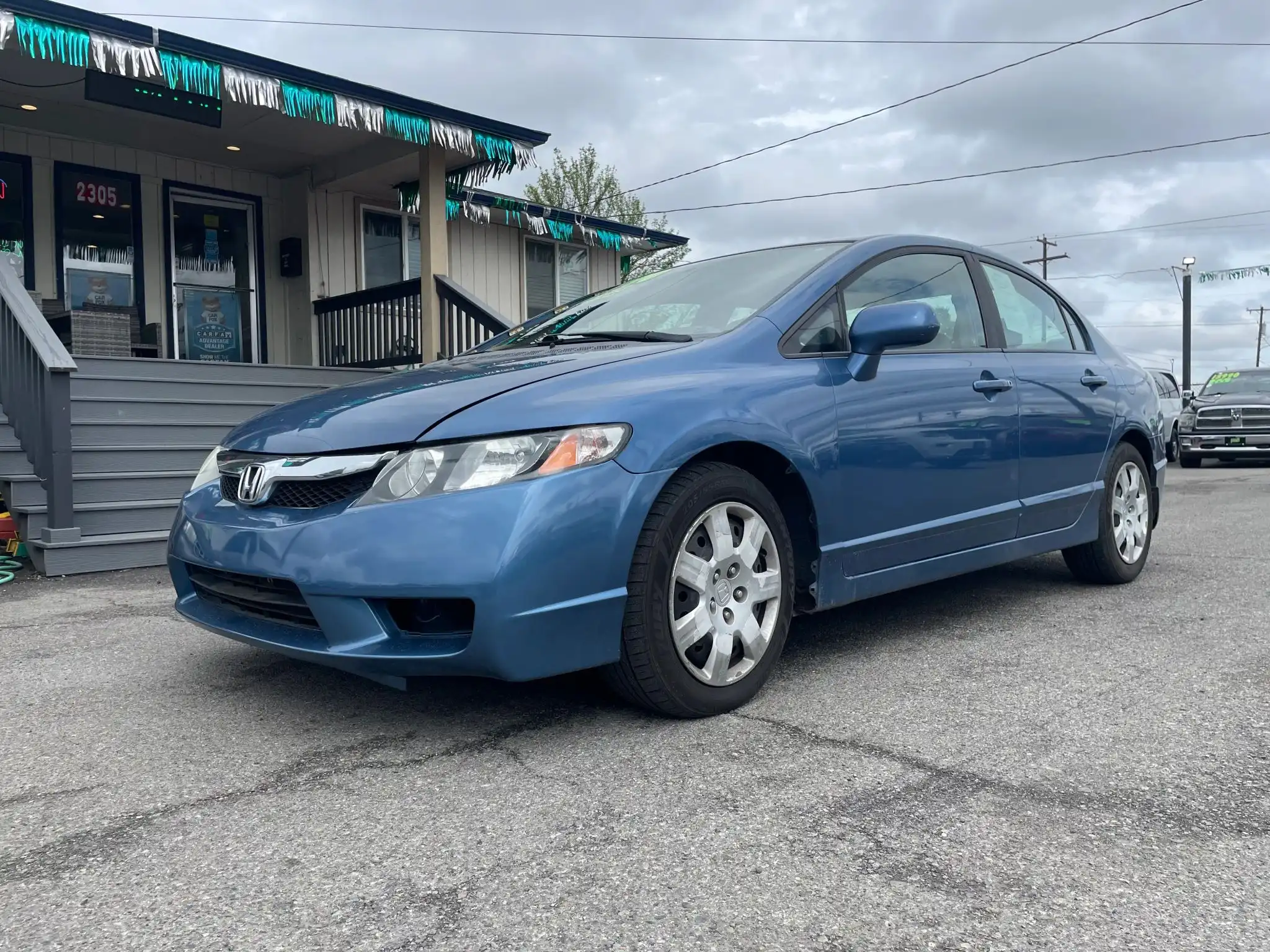 2009 Honda Civic LX 5AT's photo