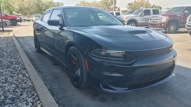 2017 Dodge Charger SRT Hellcat photo 3