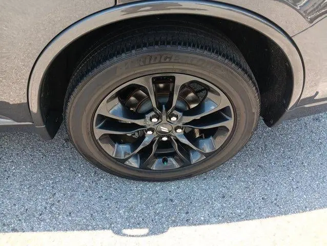 2023 Dodge Durango R/T Plus RWD photo 4