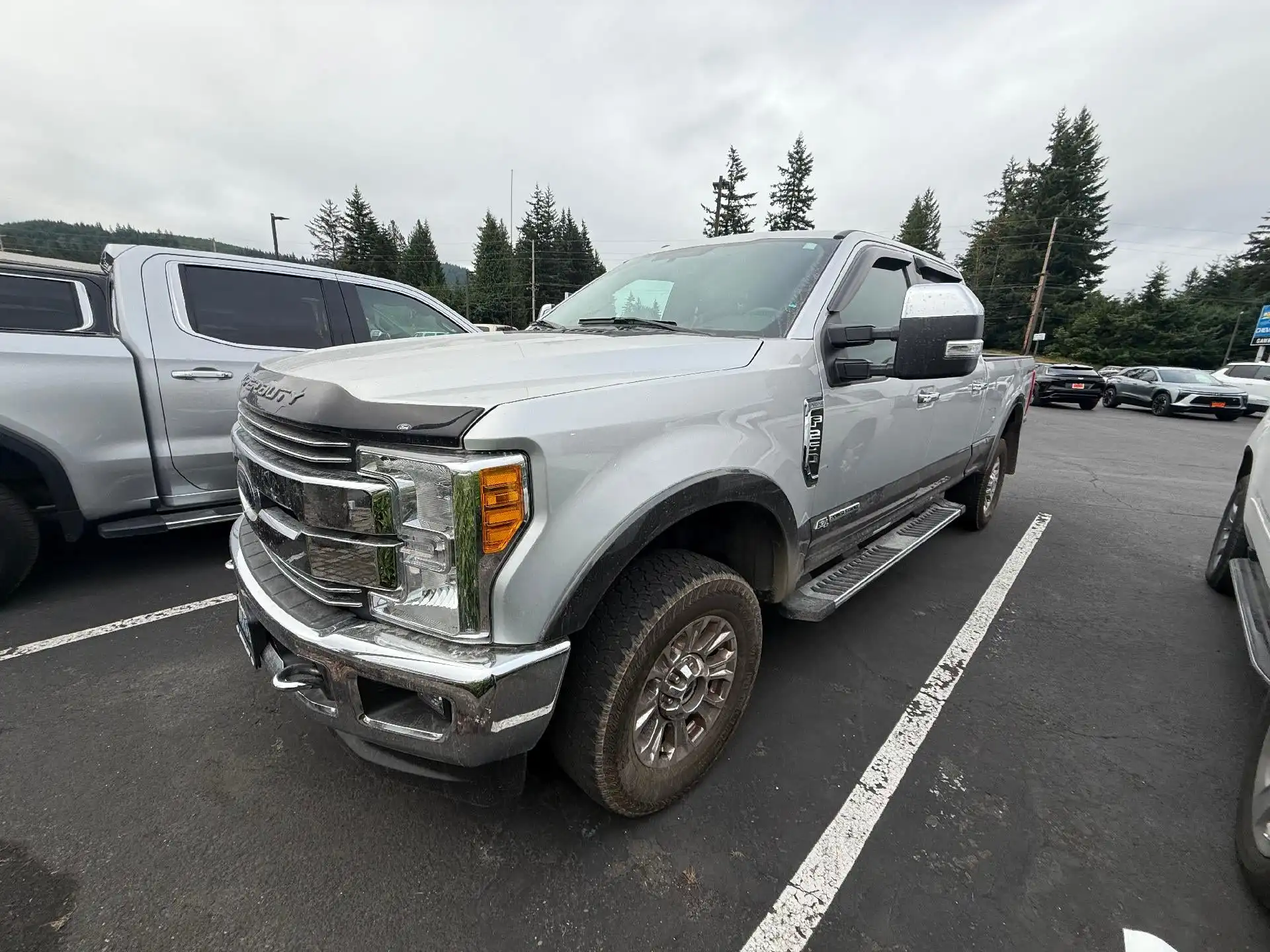 2017 Ford F-250 Lariat 4x4 Crew Cab 8' Box's photo