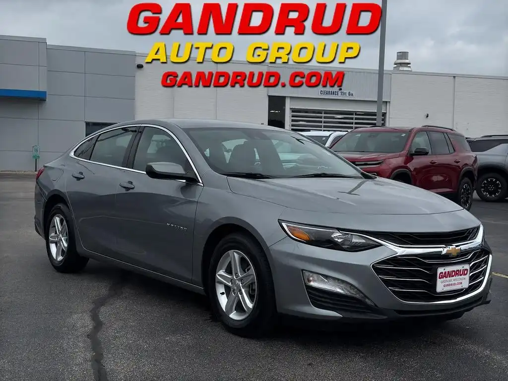 2024 Chevrolet Malibu 1LT's photo