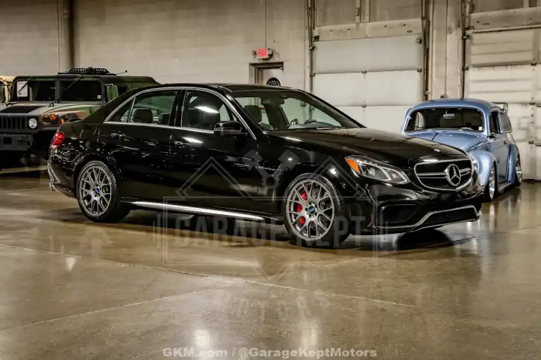 2016 Mercedes-Benz E-Class E63 AMG S 4MATIC's photo