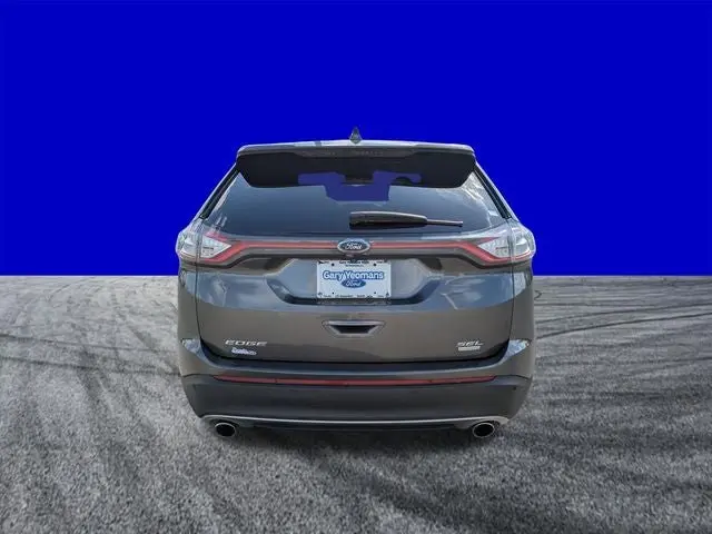 2016 Ford Edge SEL photo 5