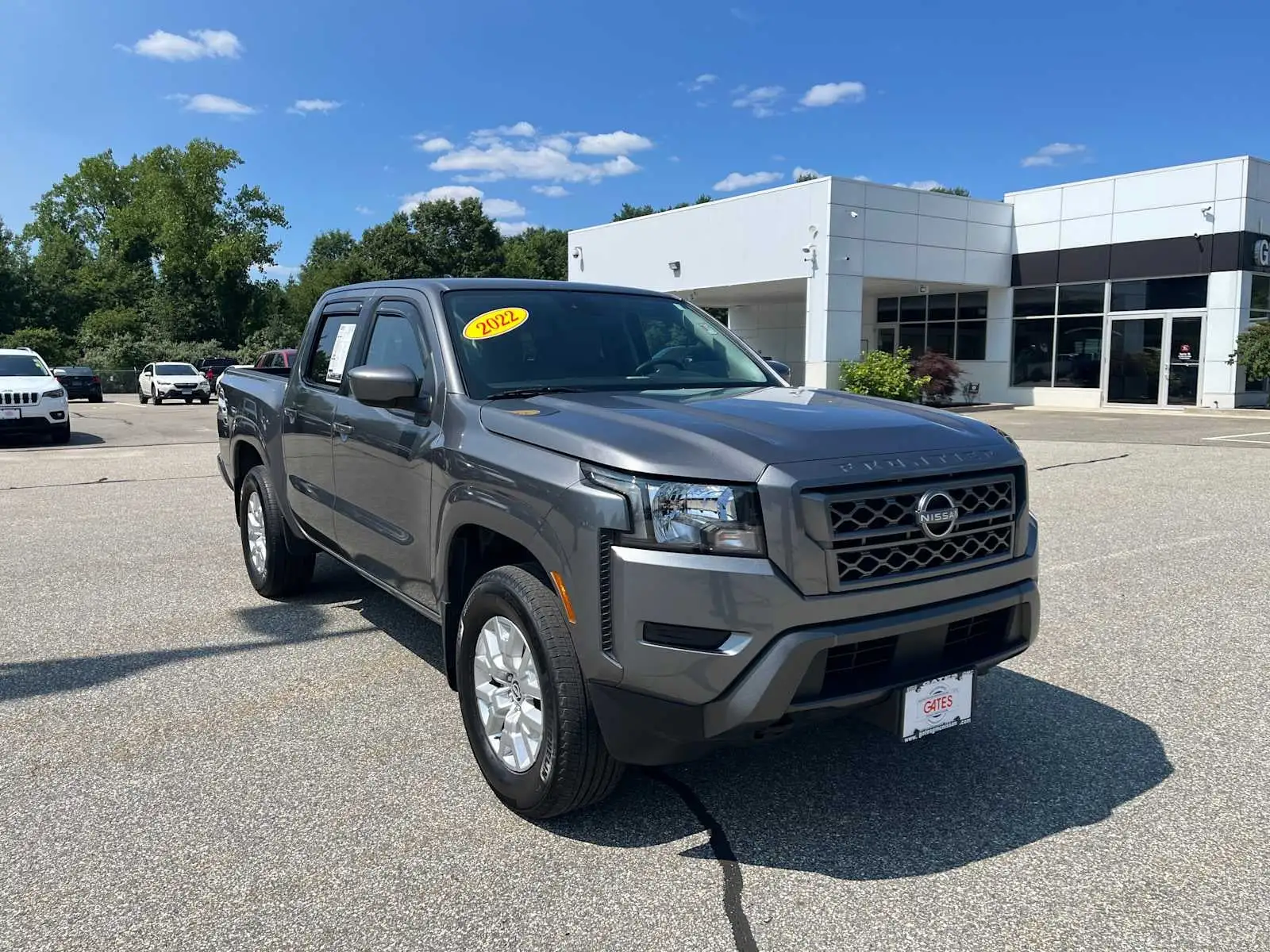 2022 Nissan Frontier SV Crew Cab 4X4 SWB's photo