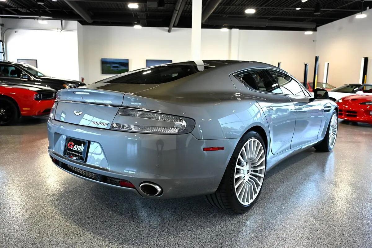 2011 Aston Martin Rapide Rapide Luxury photo 5