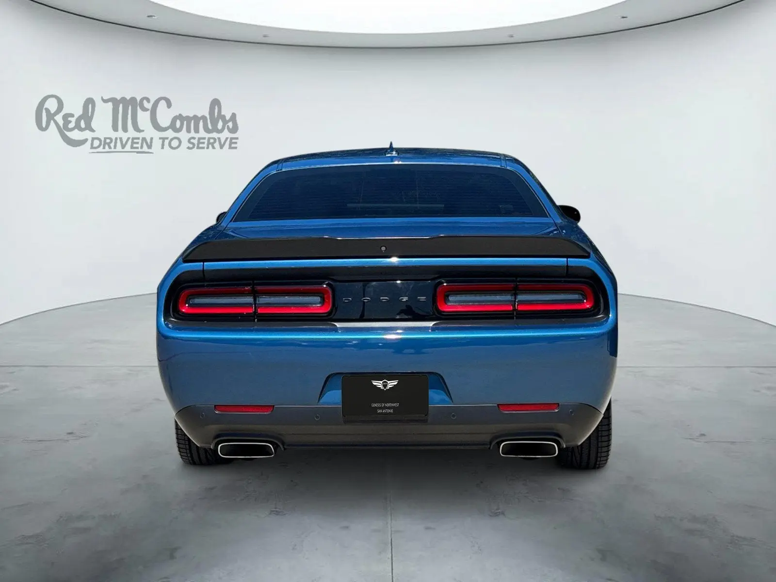 2023 Dodge Challenger R/T photo 4