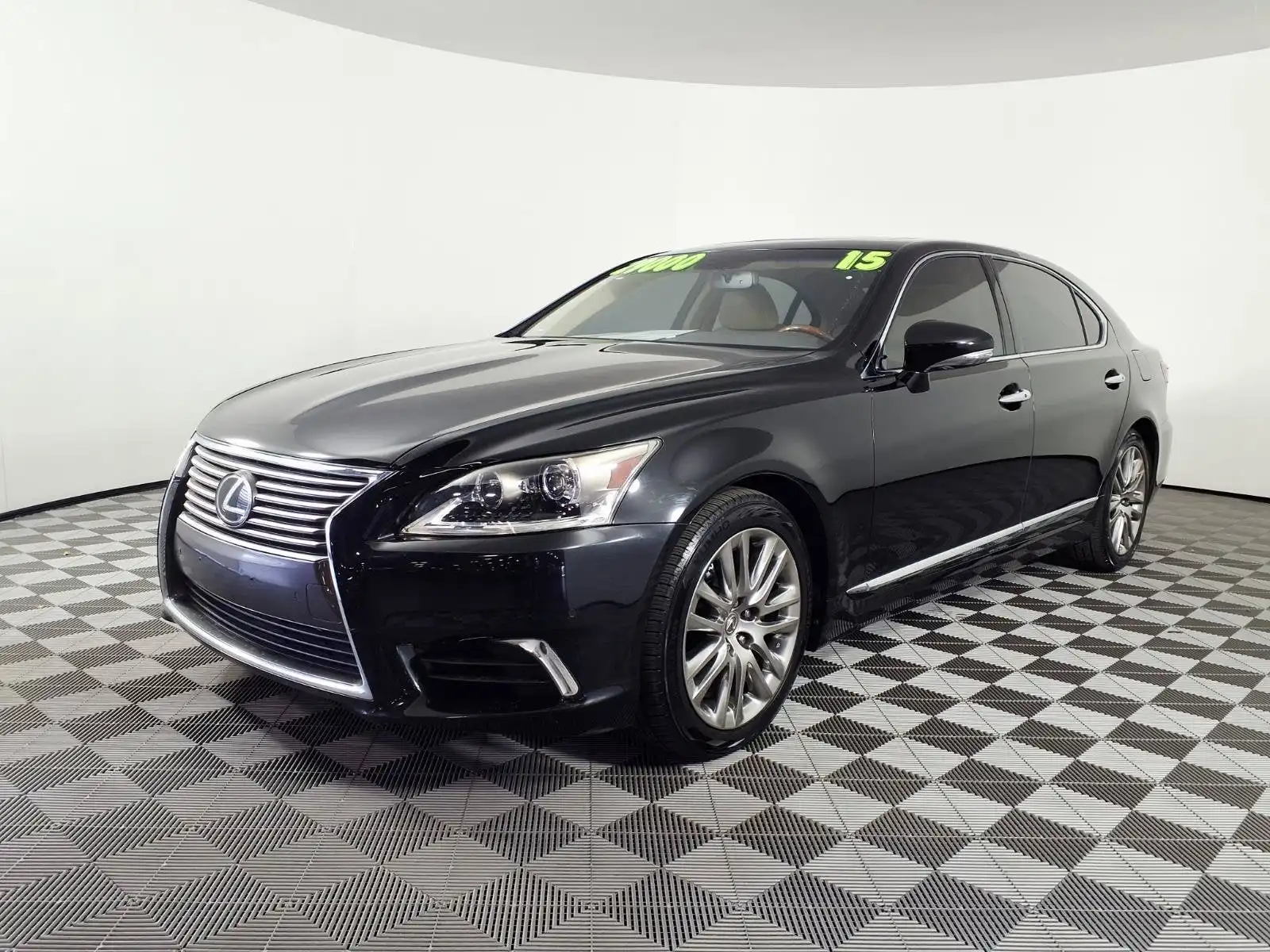 2015 Lexus LS 500 460 L's photo