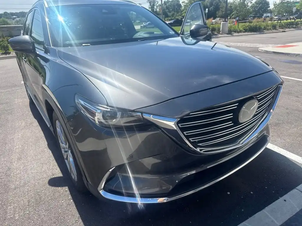 2018 Mazda CX-9 Grand Touring AWD's photo