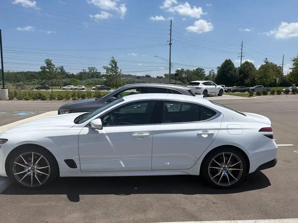 2023 Genesis G70 2.0T Standard AWD's photo