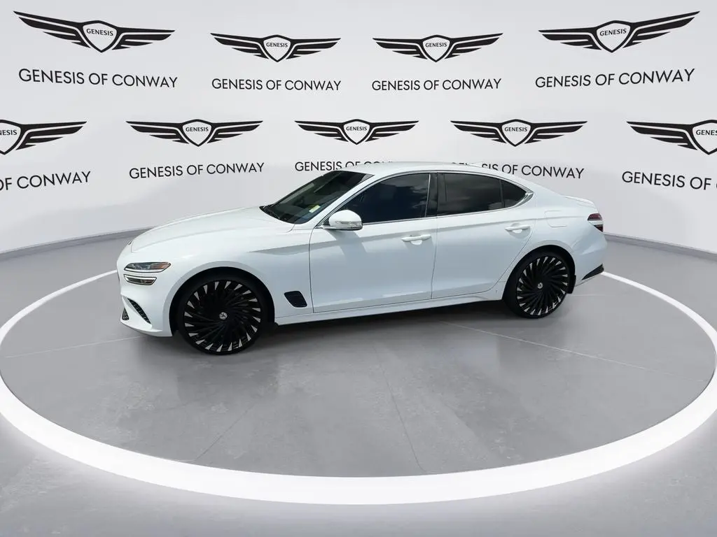 2025 Genesis G70 2.5T Standard photo 4