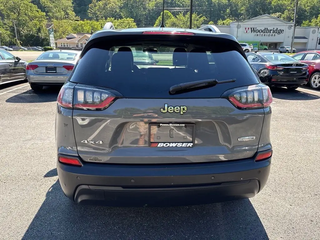 2019 Jeep Cherokee Latitude Plus 4X4 photo 4