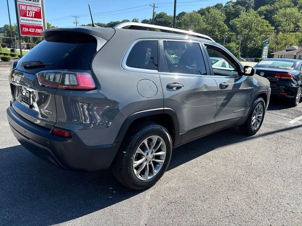 2019 Jeep Cherokee Latitude Plus 4X4 photo 5
