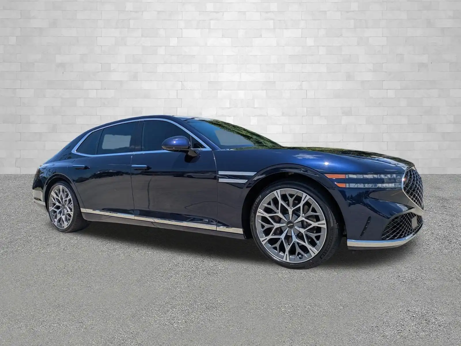 2024 Genesis G90 3.5T E-Supercharger AWD Auto's photo