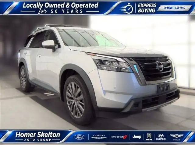 2023 Nissan Pathfinder SL FWD's photo
