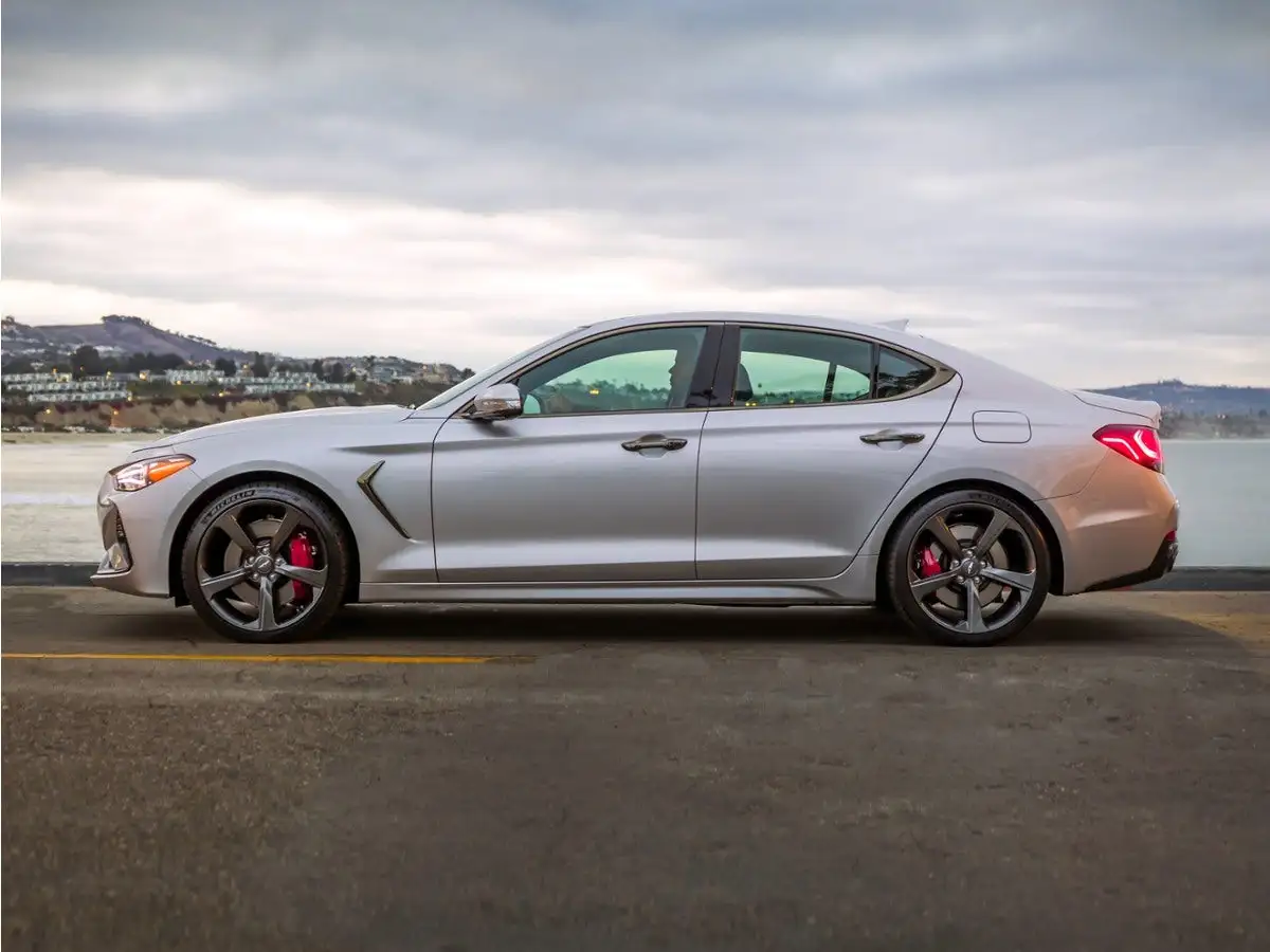 2020 Genesis G70 3.3T Standard's photo