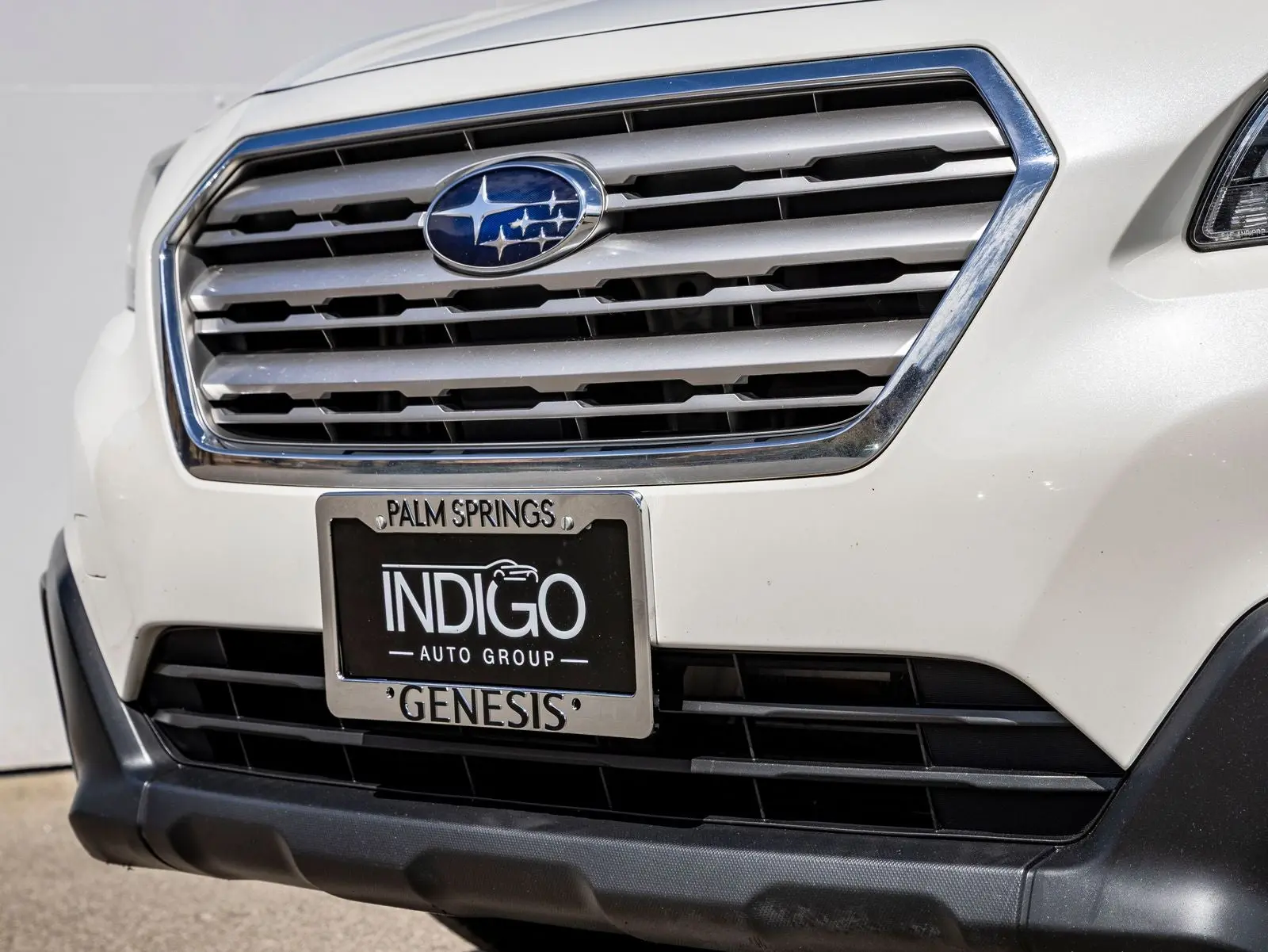 2017 Subaru Outback 2.5i Premium photo 3
