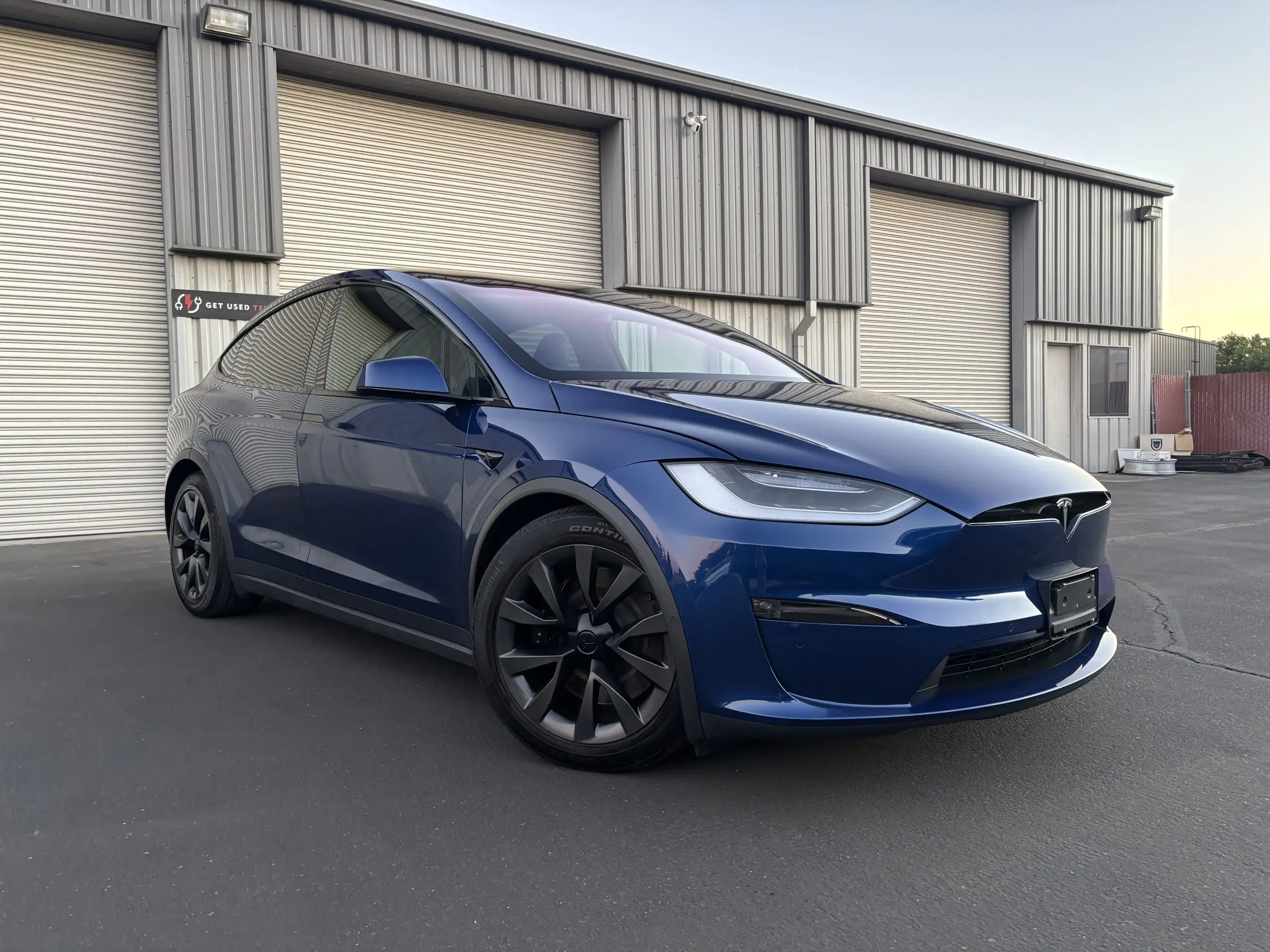 2022 Tesla Model X Long Range's photo