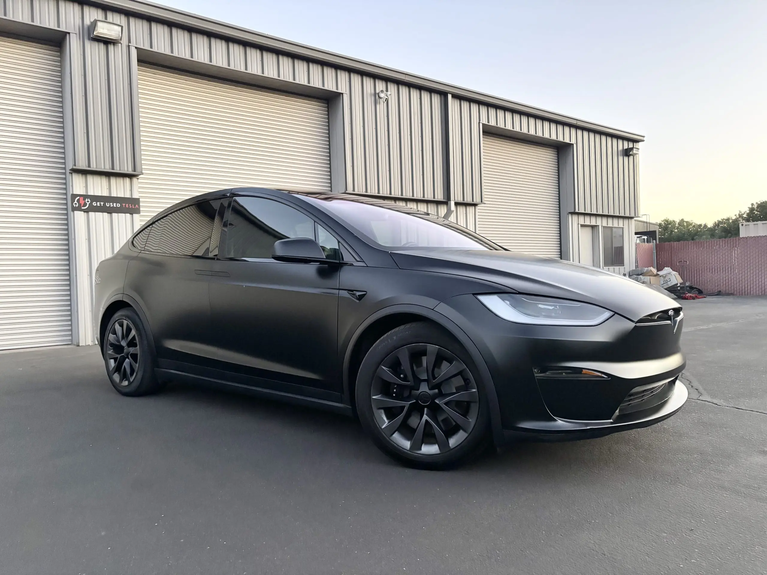 2023 Tesla Model X Long Range photo 3