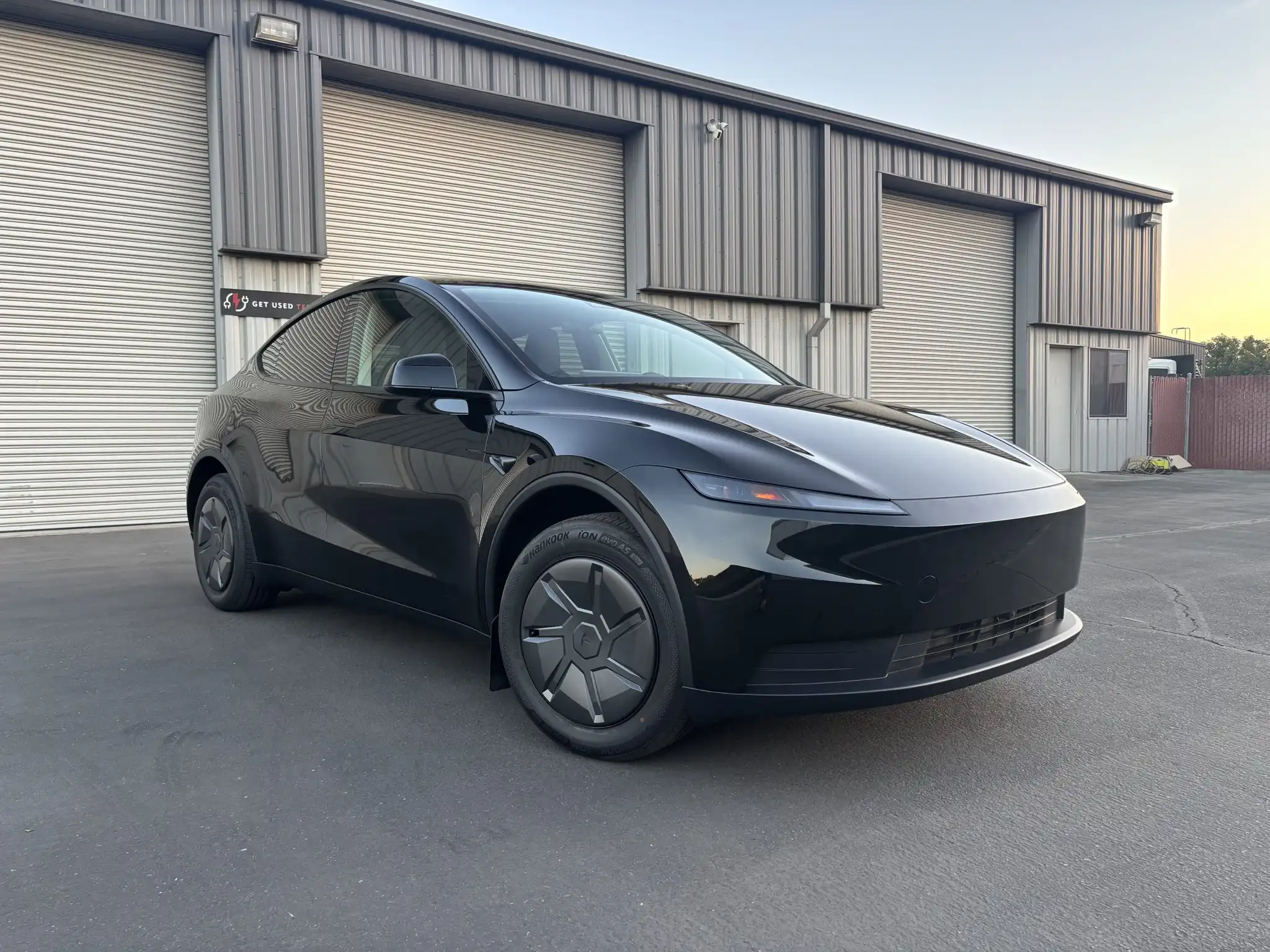 2026 Tesla Model Y Standard RWD's photo