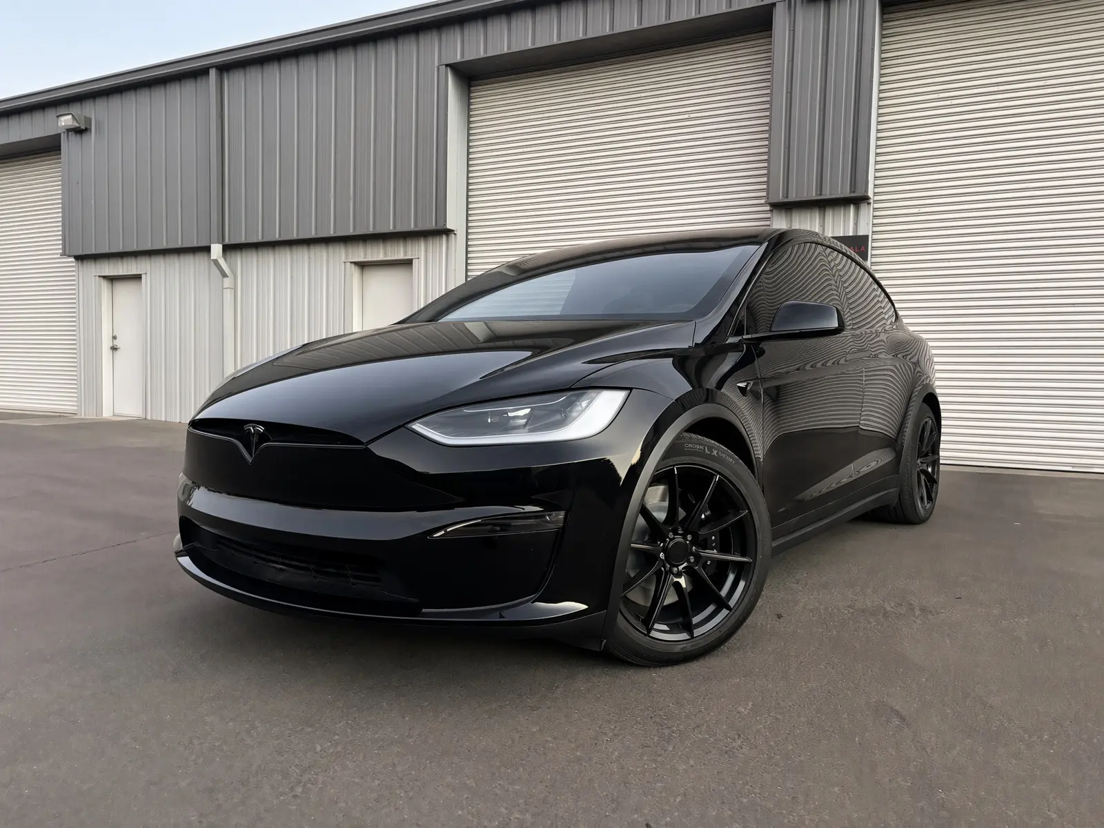 2023 Tesla Model X Long Range photo 5