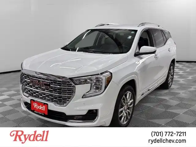 2022 GMC Terrain Denali AWD's photo