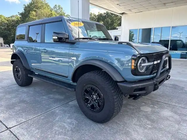 2021 Ford Bronco First Edition Advanced 4x4's photo