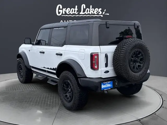 2023 Ford Bronco Wildtrak 4WD photo 3