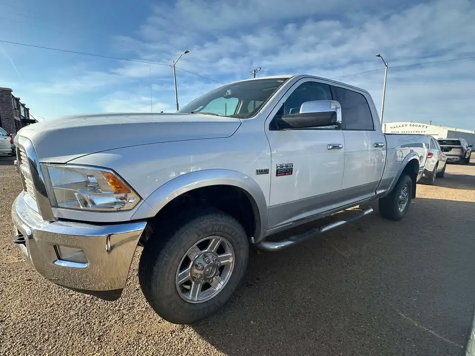 2012 RAM 2500 Laramie 4X4 Crew Cab SWB's photo
