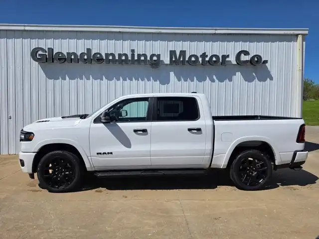 2026 RAM 1500 Laramie 4x4 Crew Cab 5'7's photo