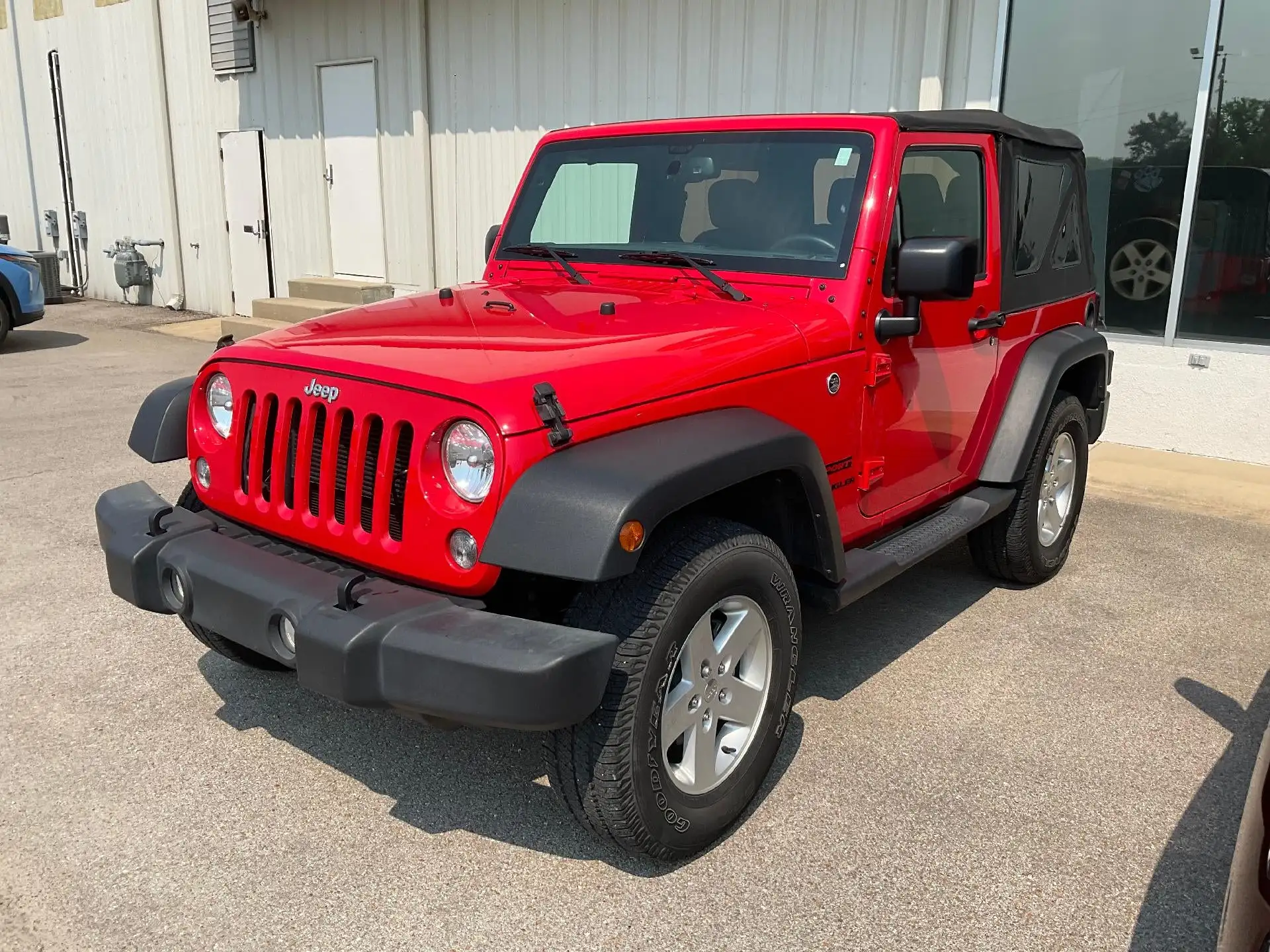 2016 Jeep Wrangler Sport S's photo