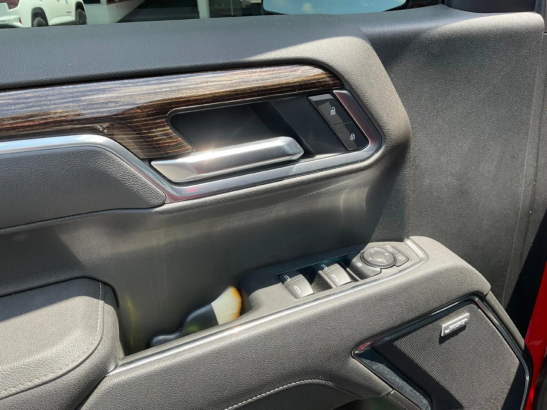 2026 GMC Sierra 4WD Crew Cab Standard Box Elevation photo 5