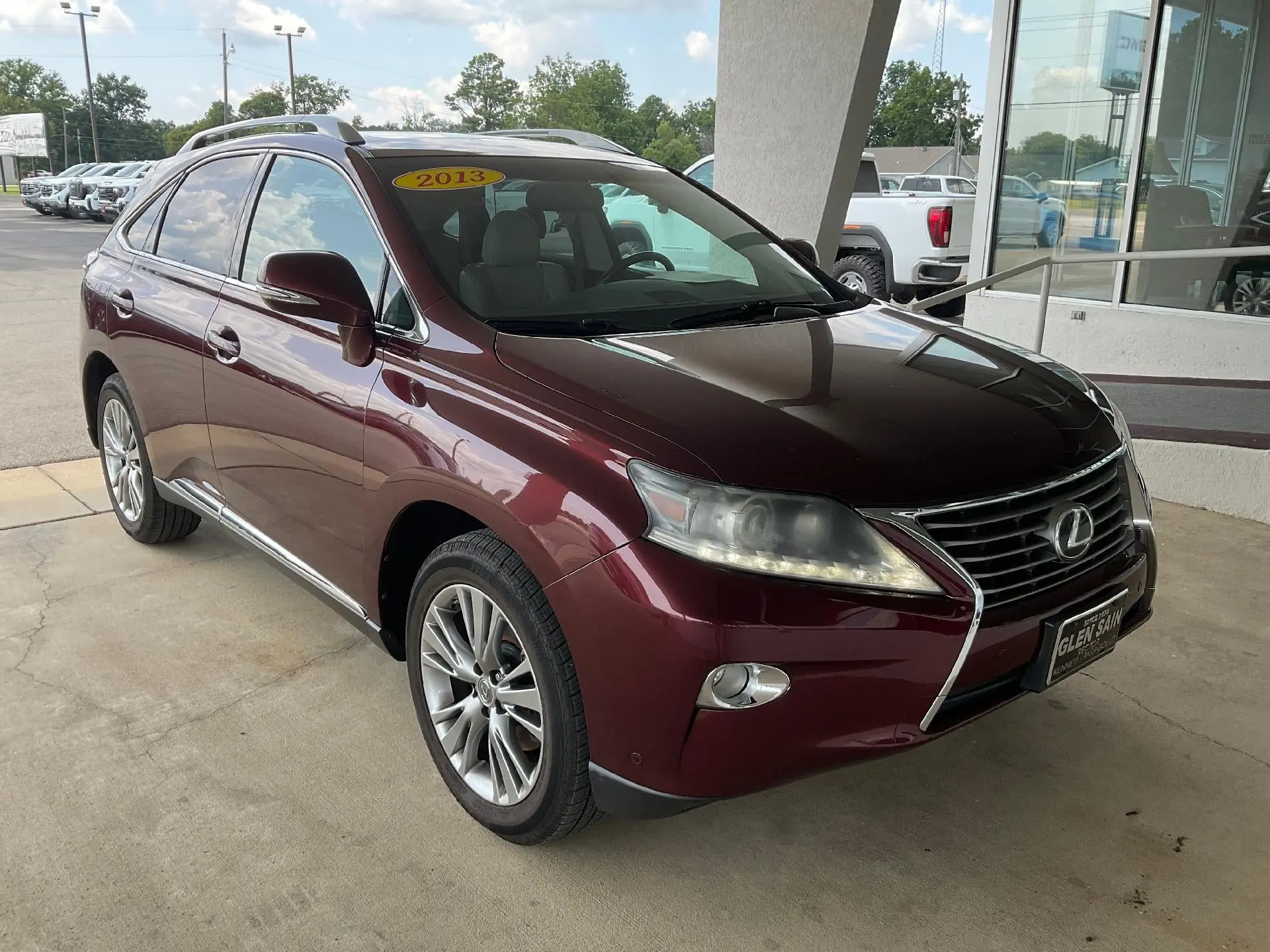 Vehicle Image 2