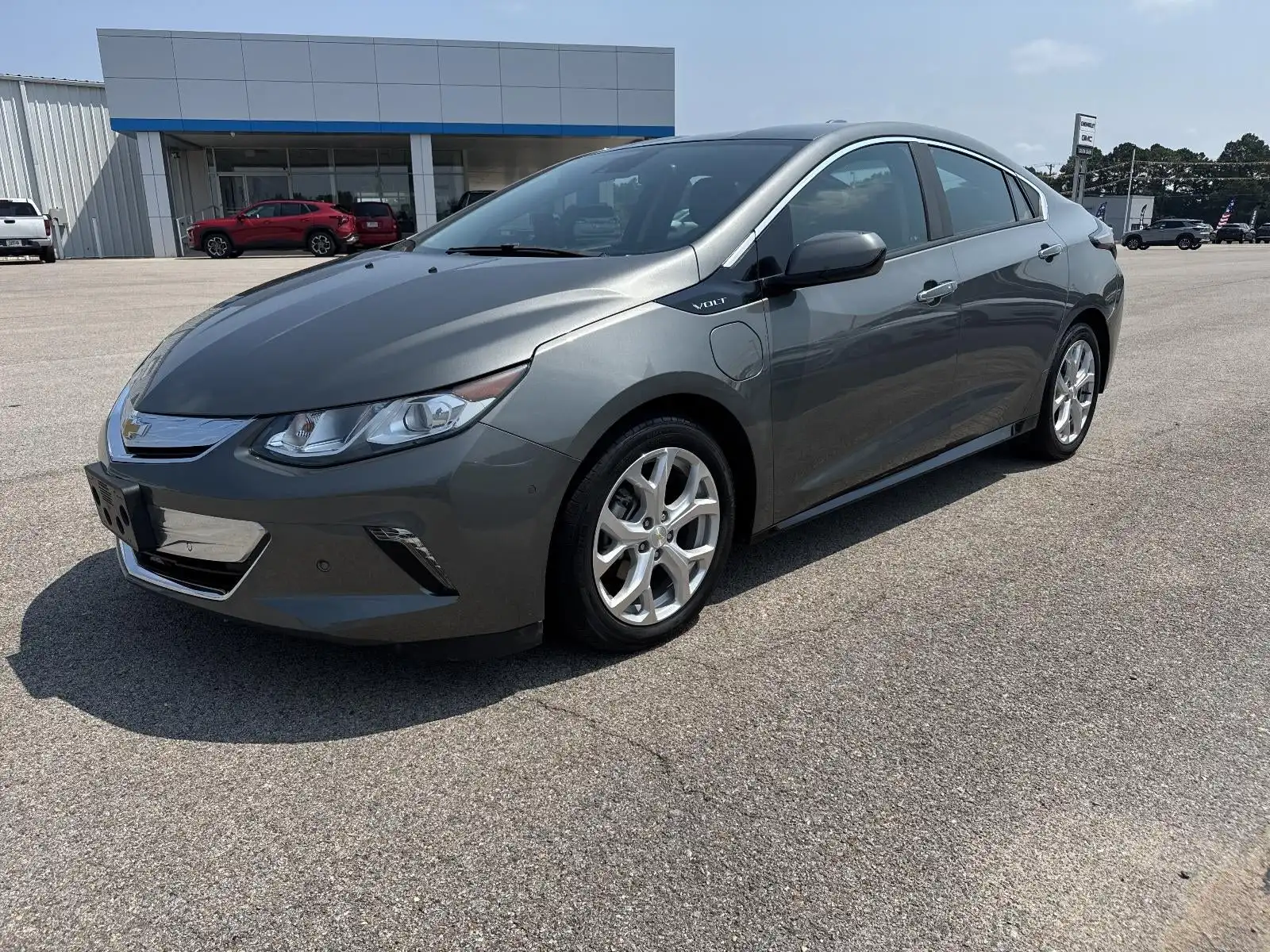 2017 Chevrolet Volt Premier's photo