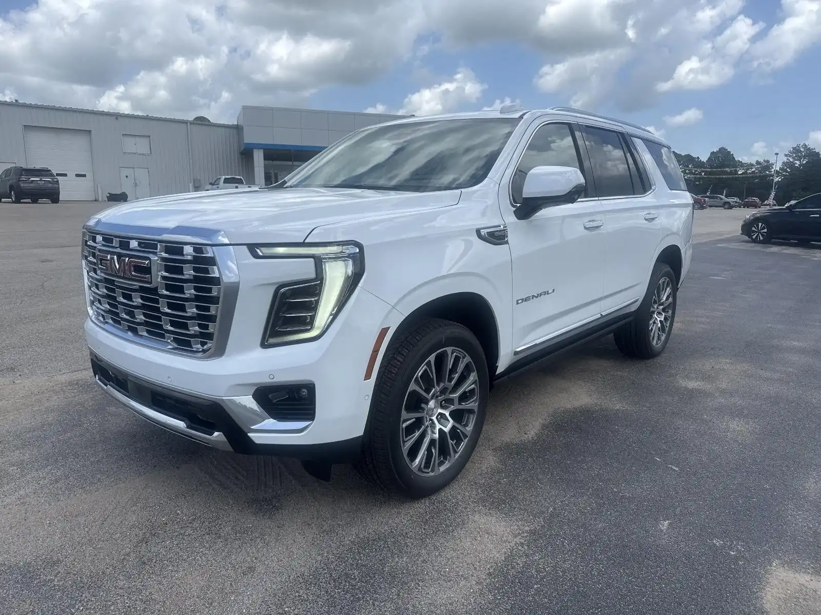 2026 GMC Yukon 4WD Denali's photo