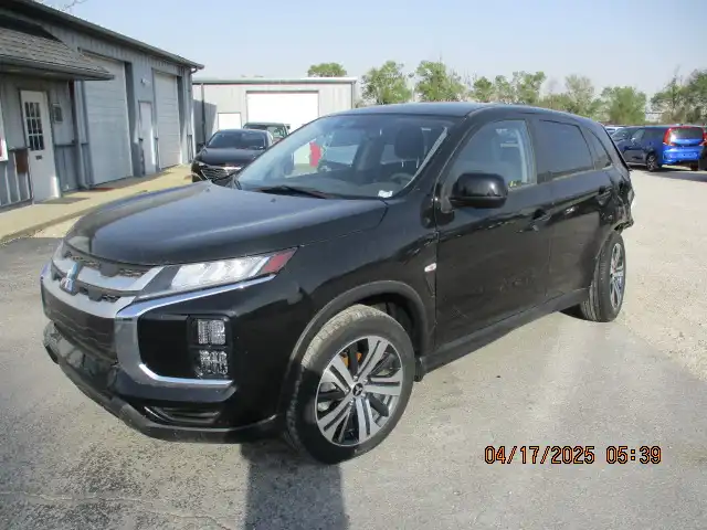 2023 Mitsubishi Outlander Sport 2.0 ES AWC CVT's photo