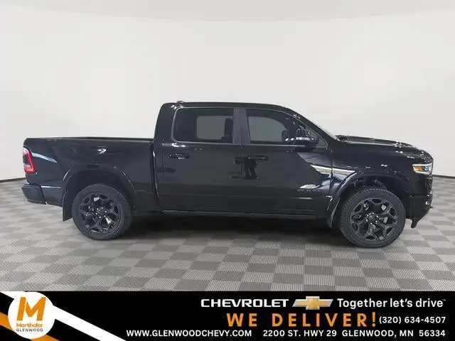 2022 RAM 1500 Limited 4x4 Crew Cab 5'7's photo