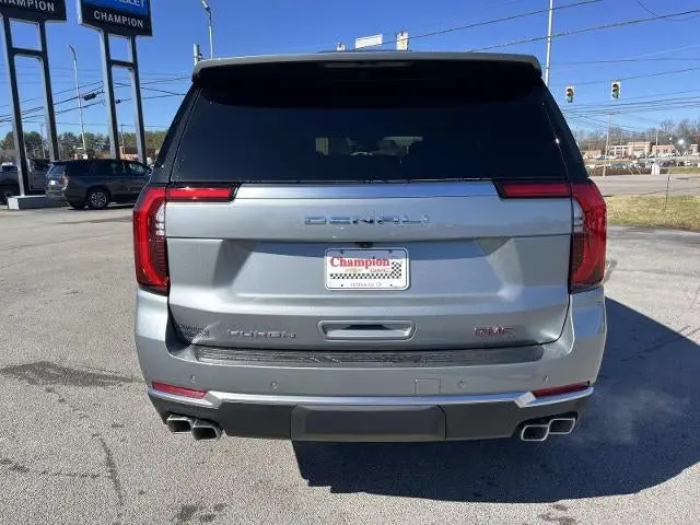 2026 GMC Yukon Denali 4WD photo 4