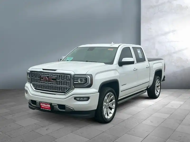 2018 GMC Sierra 4WD Crew Cab Short Box's photo