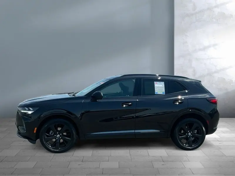2023 Buick Envision Essence AWD photo 3