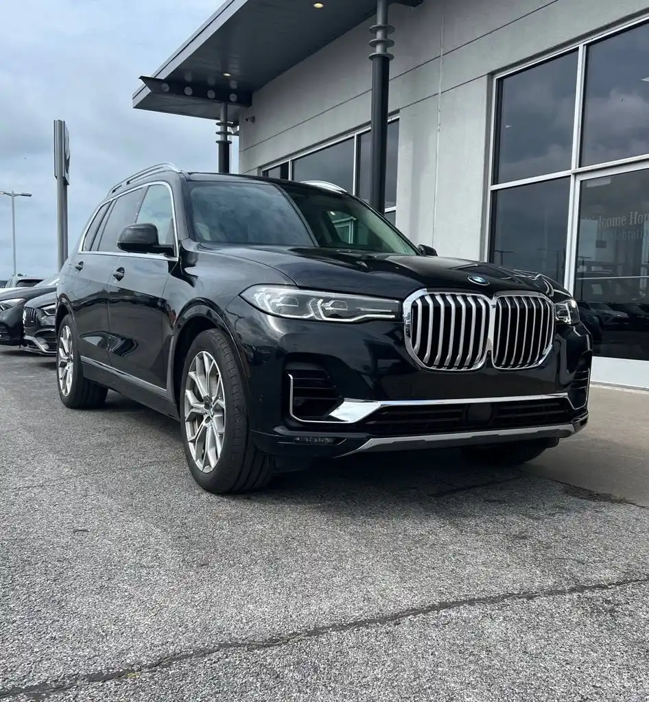 2020 BMW X7 xDrive40i's photo