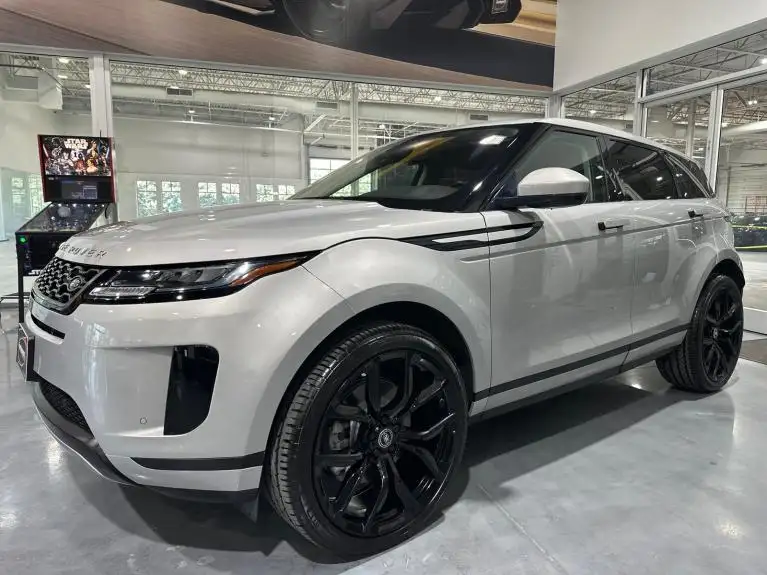 2020 Land Rover Range Rover Evoque S's photo