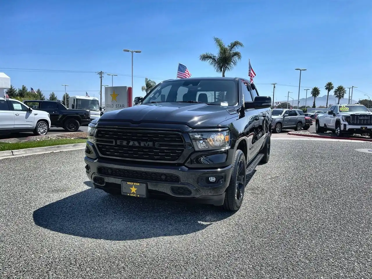2023 RAM 1500 Big Horn/Lone Star 4x4 Crew Cab 5'7's photo