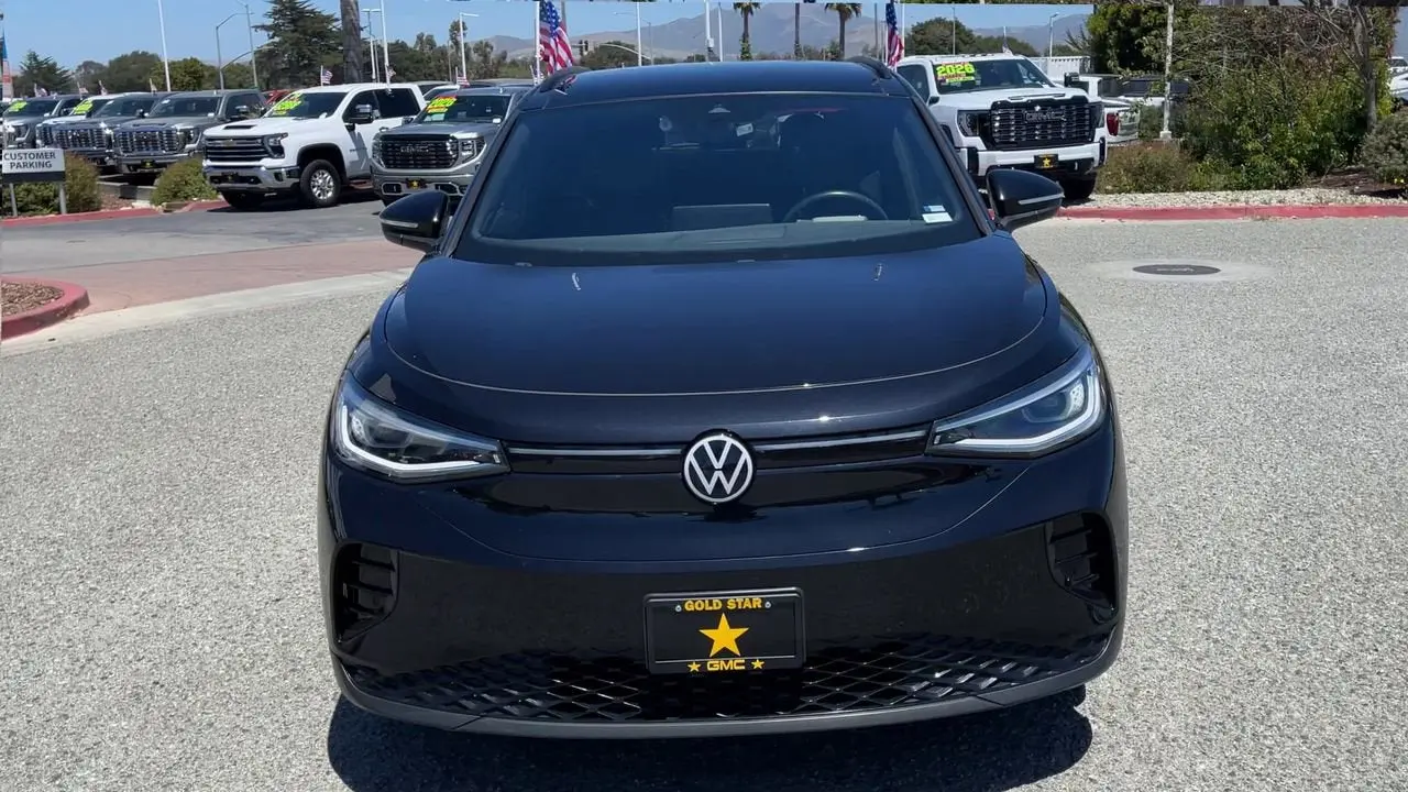 2023 Volkswagen ID.4 S photo 3