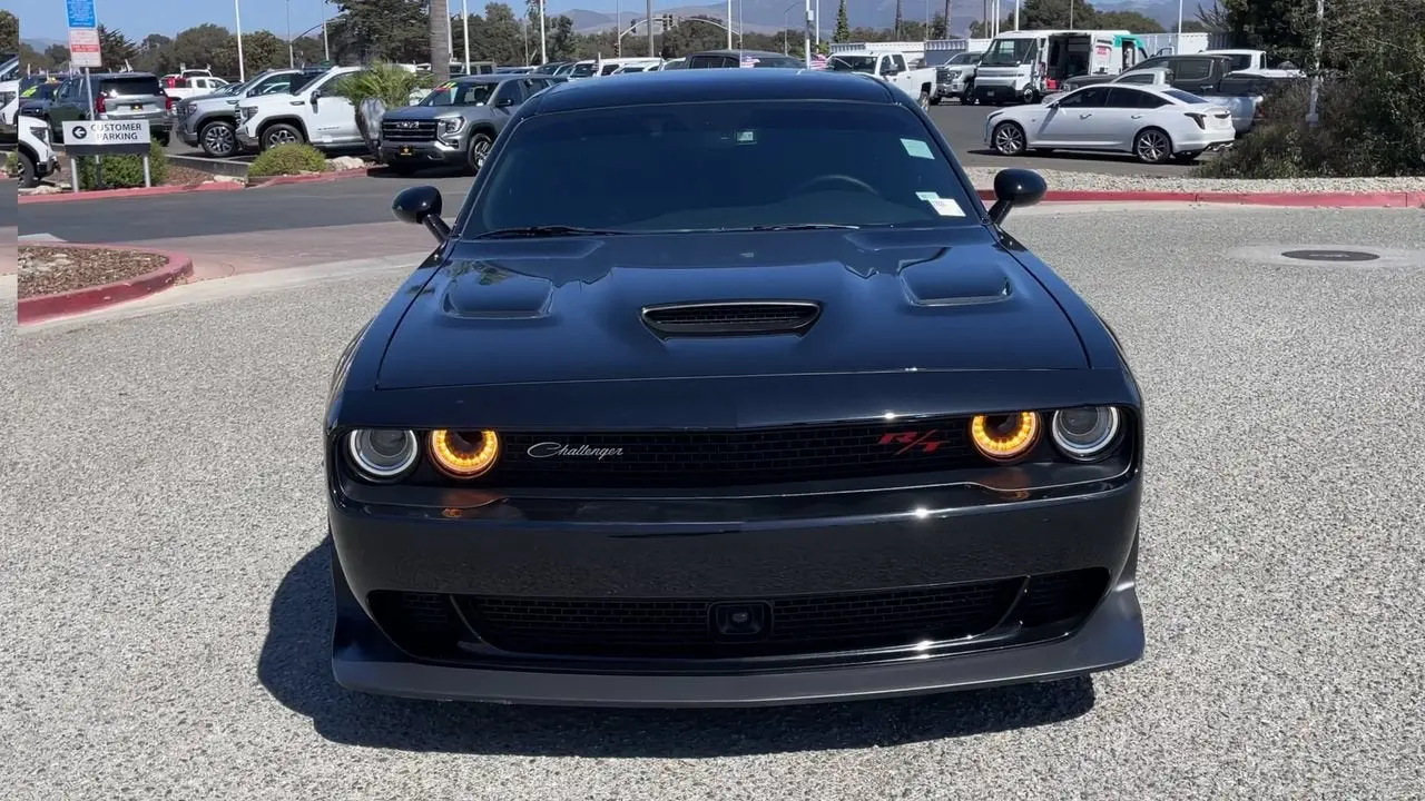 2023 Dodge Challenger R/T Scat Pack Widebody photo 3