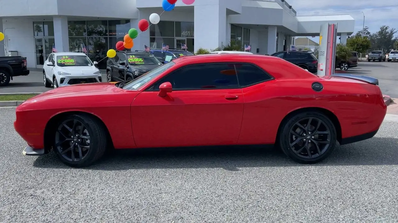 2023 Dodge Challenger GT Auto photo 5