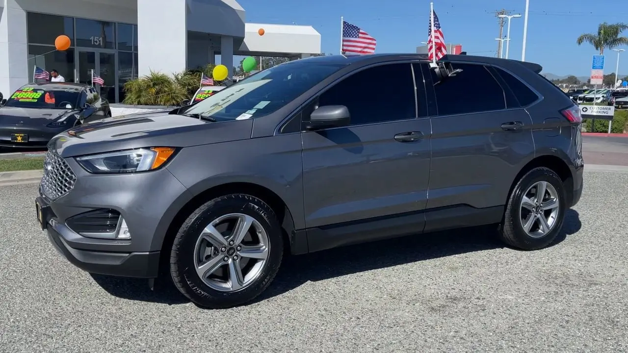 2024 Ford Edge SEL AWD photo 4
