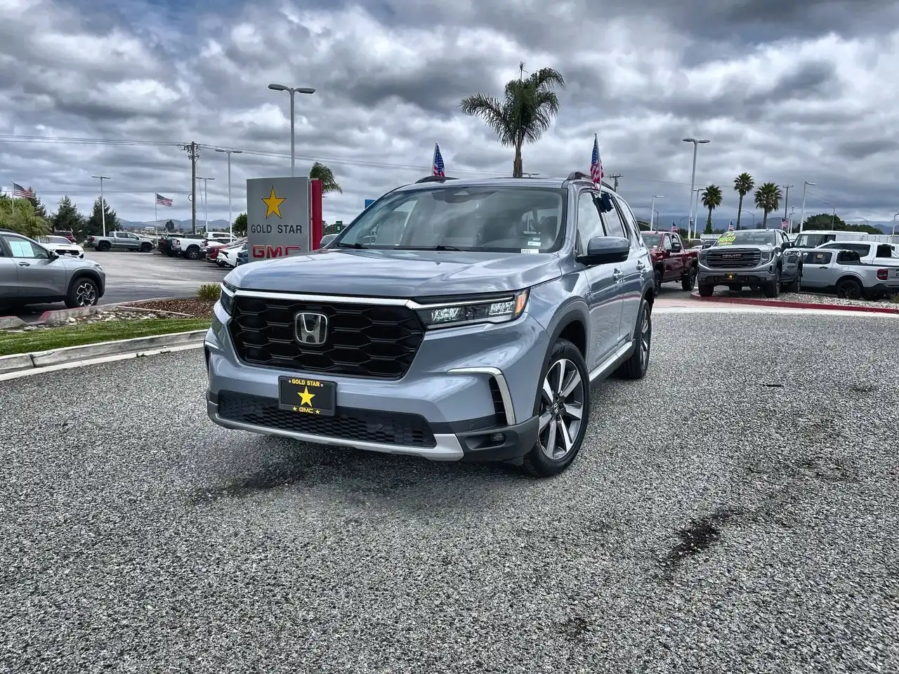 2024 Honda Pilot Touring 2WD's photo