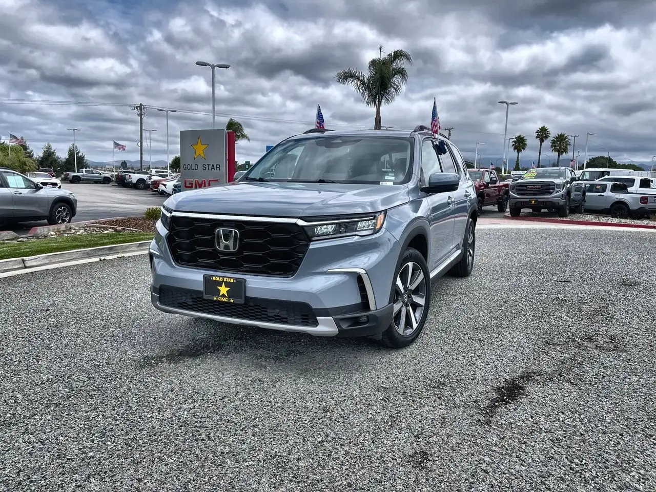 2024 Honda Pilot Touring 2WD's photo