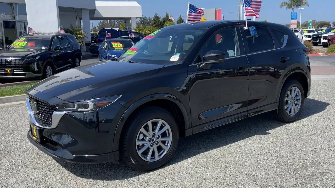 2025 Mazda CX-5 Select AWD Auto Package S photo 4